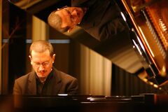 CHRIS JARRETT (Klavier)  Solo-Konzert zu Sergej Eisensteins Stummfilm „Panzerkreuzer Potemkin“